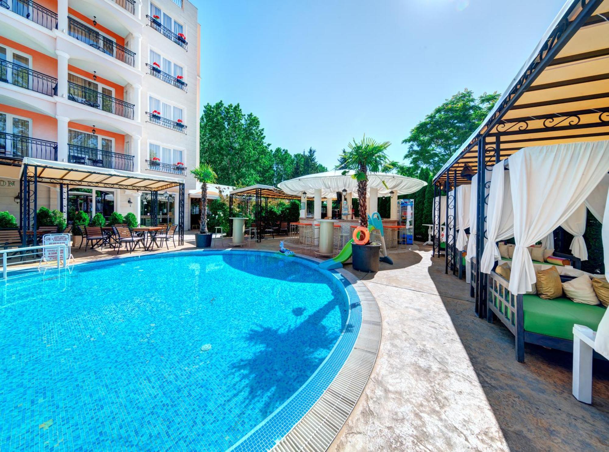 Avenue Deluxe 4*