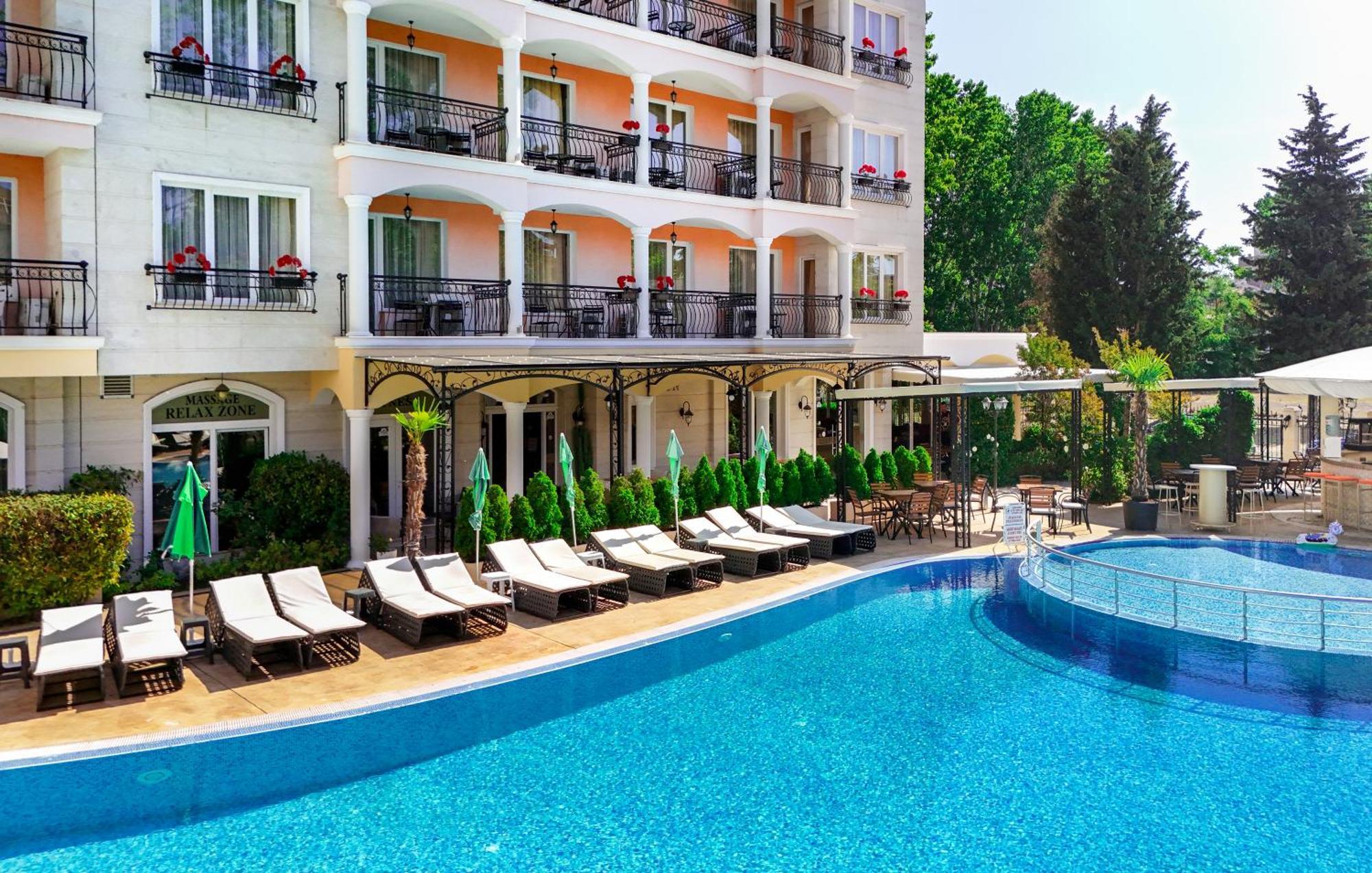Avenue Deluxe Hotel 4*