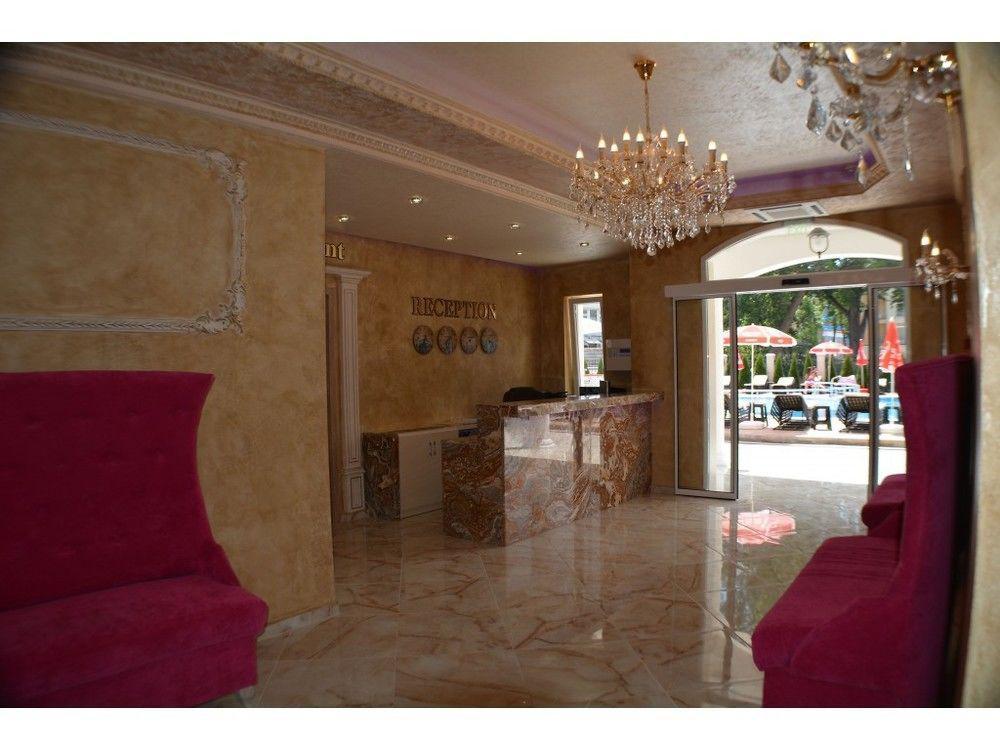 Hotel Avenue Deluxe